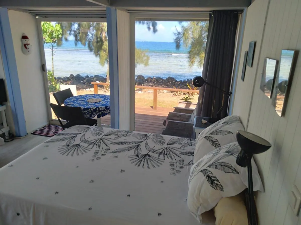 Alloggio in famiglia Bungalow Les Pieds Ds L Eau, La Maison Bleue Moorea