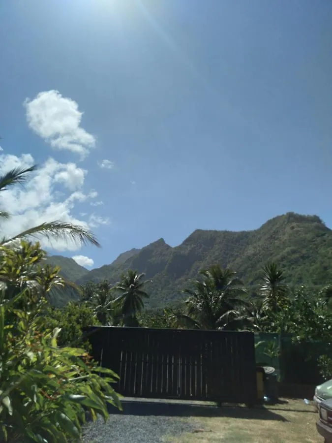 Alloggio in famiglia Bungalow Les Pieds Ds L Eau, La Maison Bleue Moorea