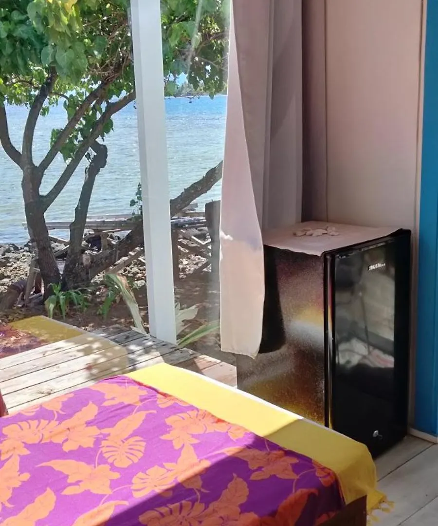 Bungalow Les Pieds Ds L Eau, La Maison Bleue Moorea Alloggio in famiglia